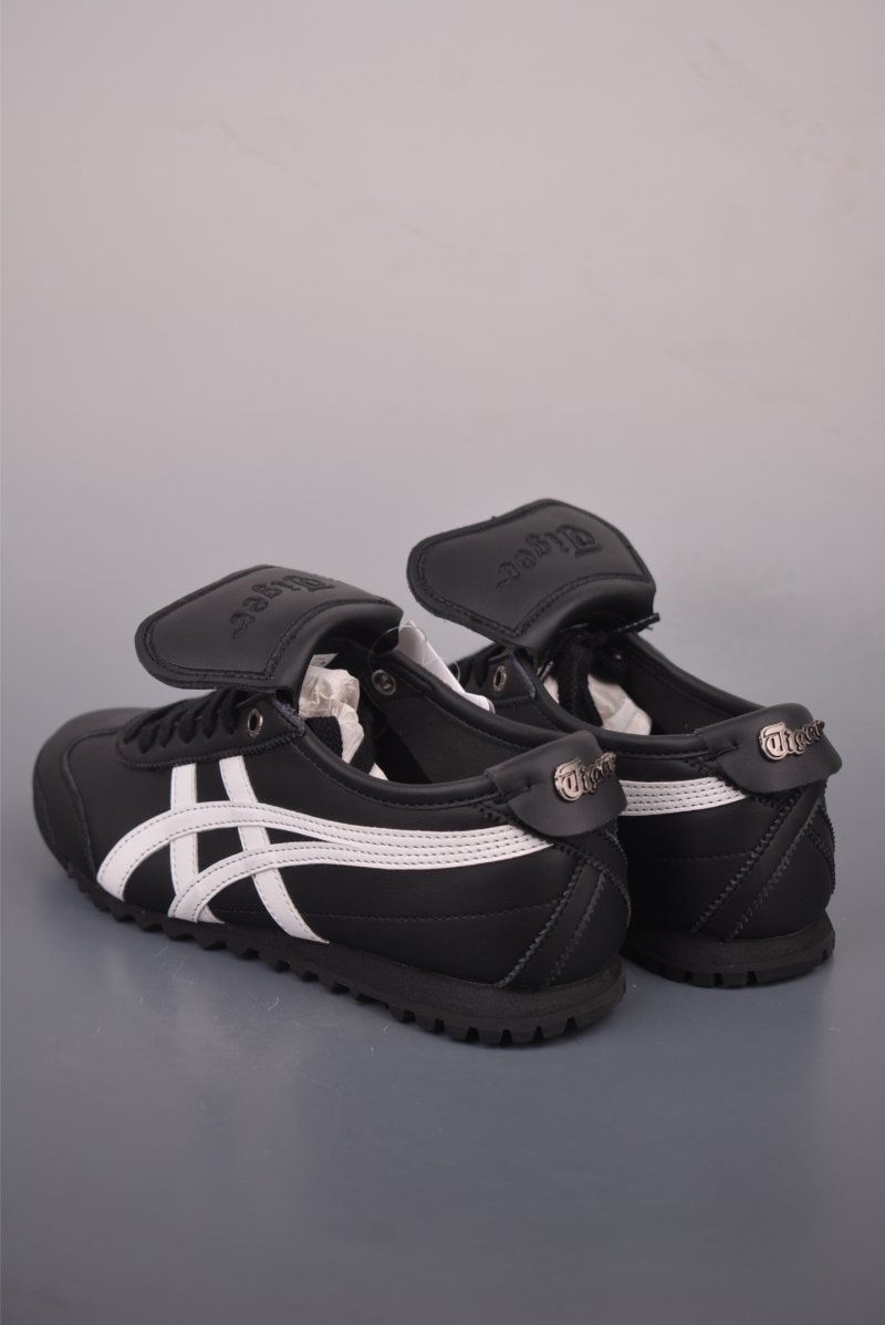 Asics Mexico 66 Golf view