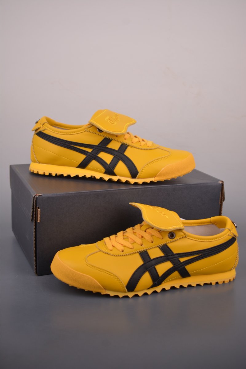 Asics Mexico 66 Golf view