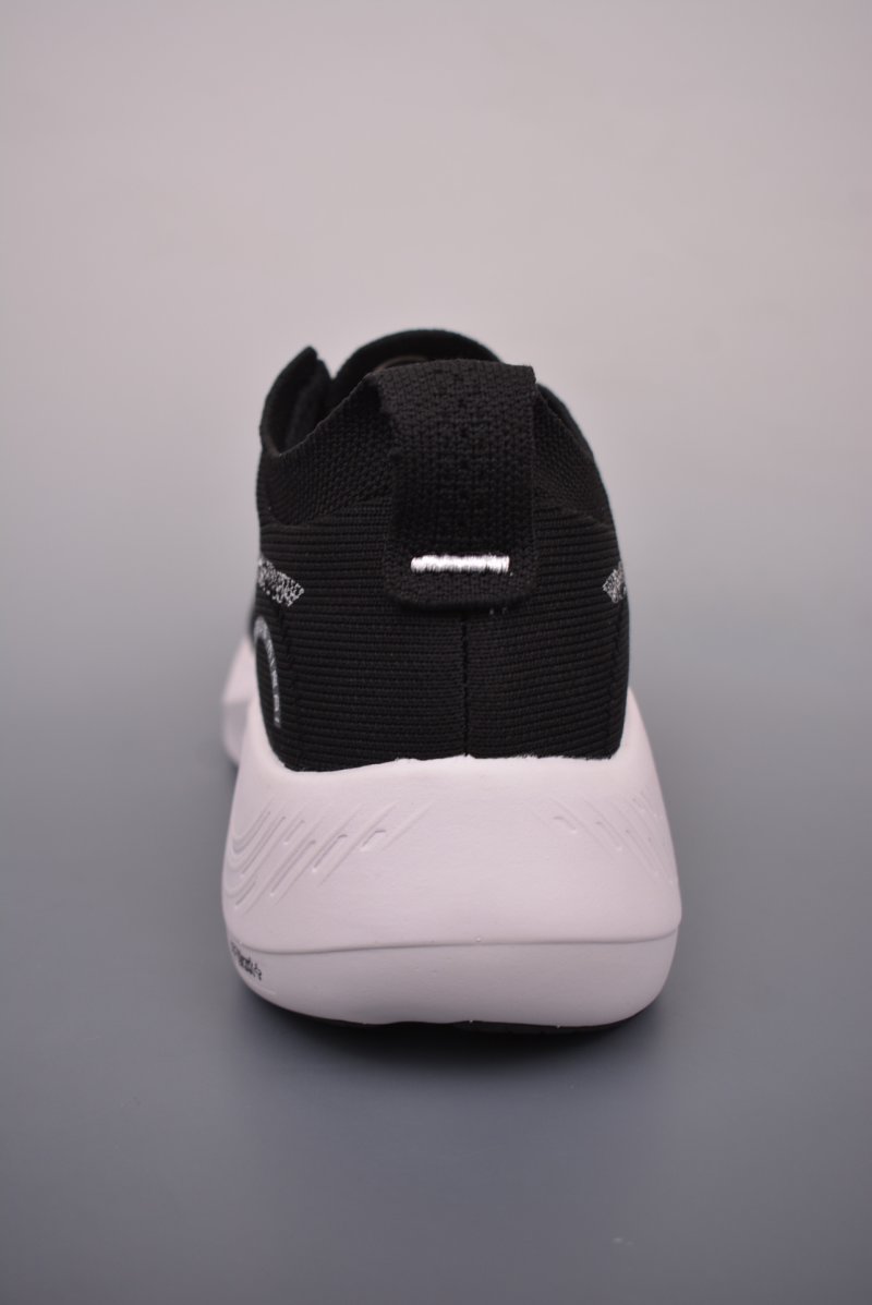 Asics Nimbus Mirai Paris view