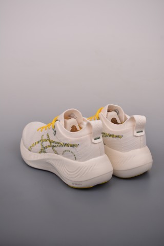 Asics Nimbus Mirai Paris view 11