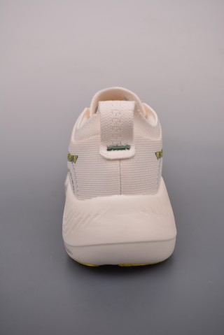 Asics Nimbus Mirai Paris view 13