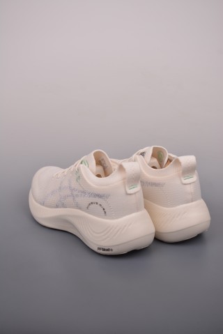 Asics Nimbus Mirai Paris view 20