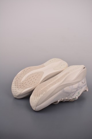 Asics Nimbus Mirai Paris view 21