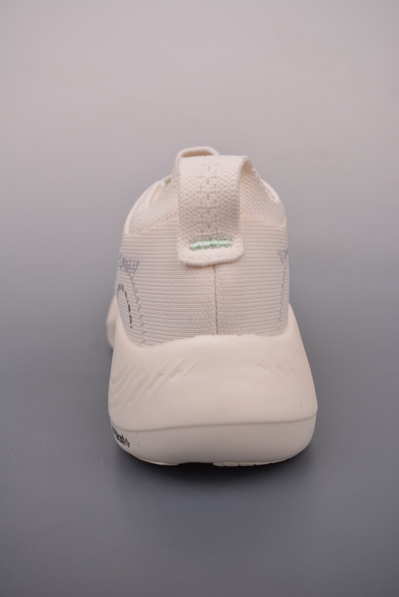Asics Nimbus Mirai Paris view