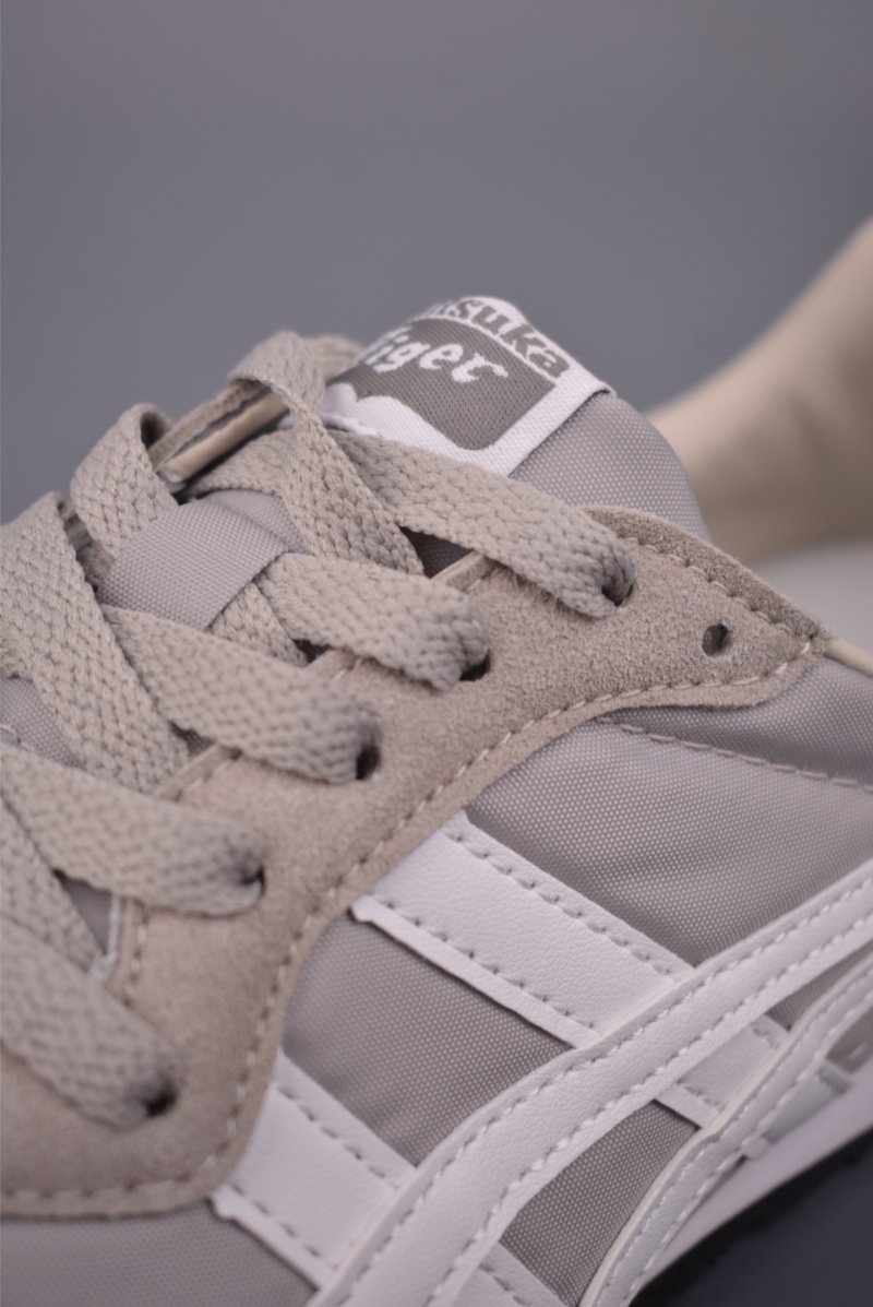 Asics Onitsuka Tiger Serrano view