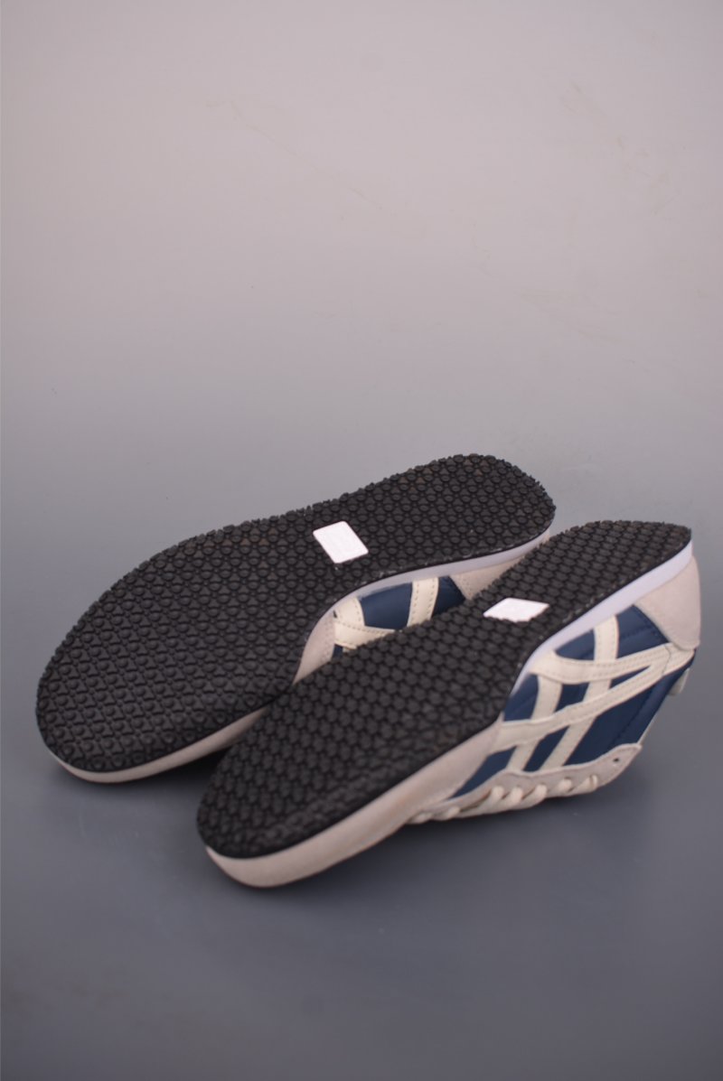 Asics Onitsuka Tiger Serrano view