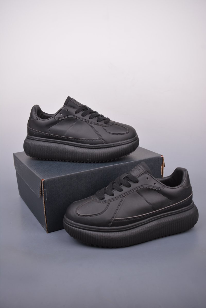 Asics Onitsuka Tiger Delecity view