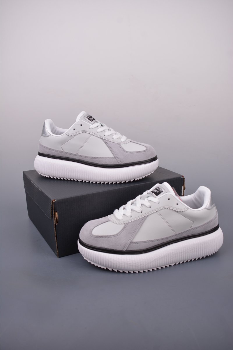 Asics Onitsuka Tiger Delecity view