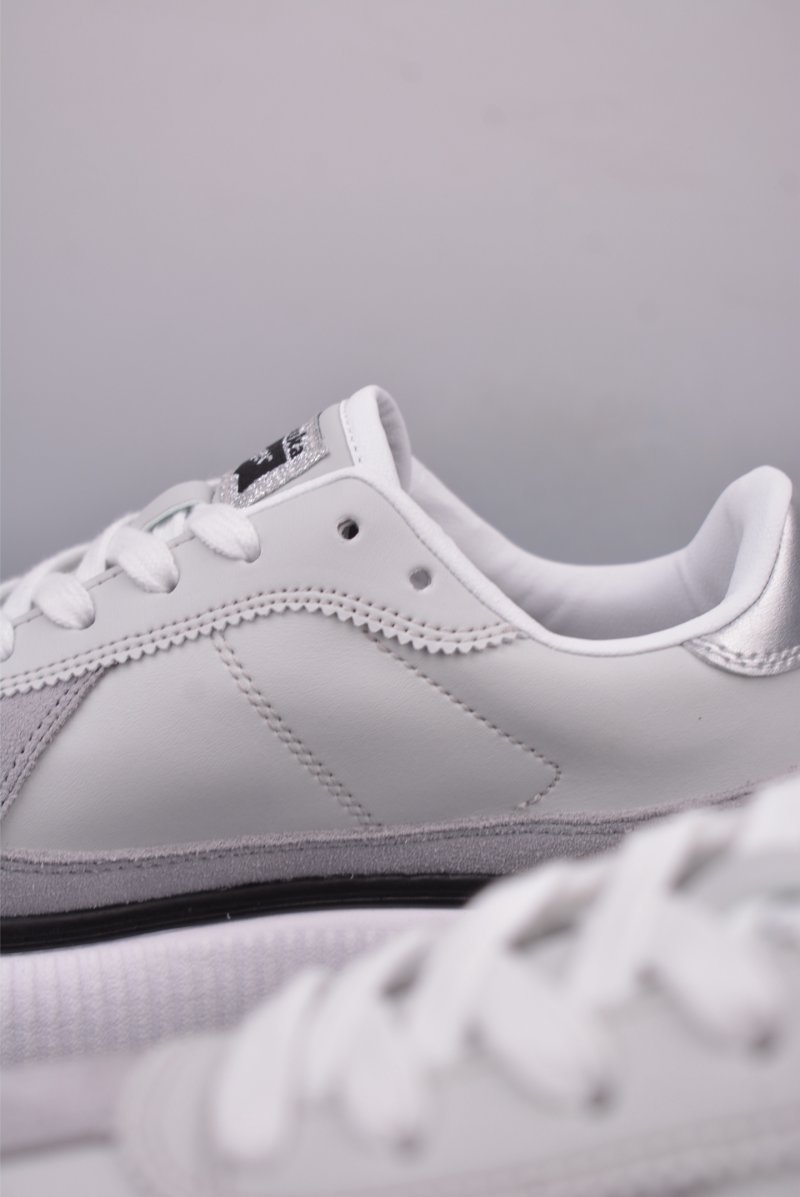 Asics Onitsuka Tiger Delecity view