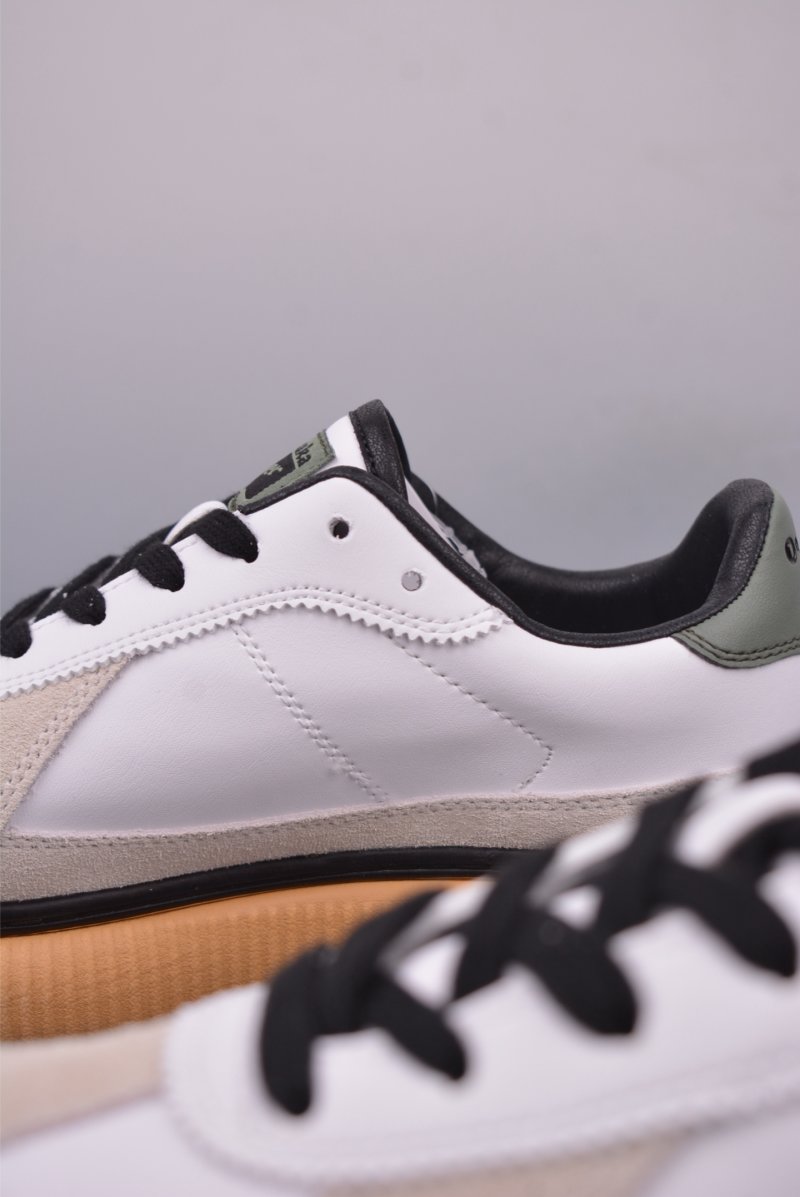 Asics Onitsuka Tiger Delecity view