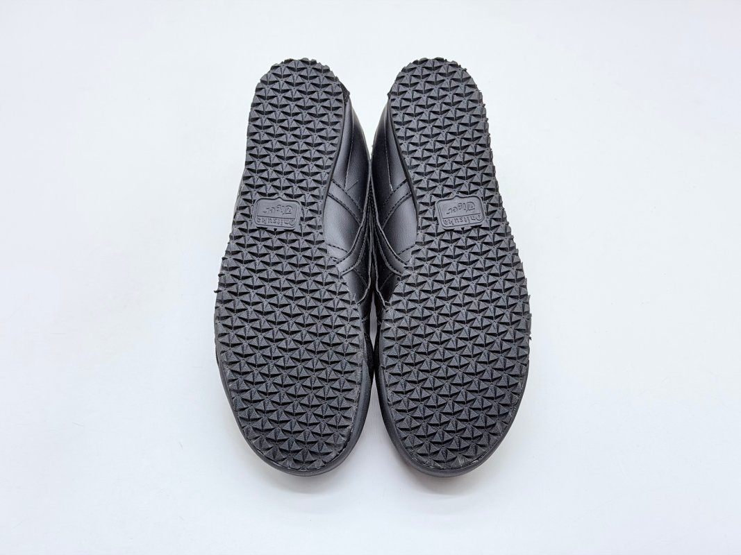 Asics Onitsuka Tiger Mexico 66 'Black' view