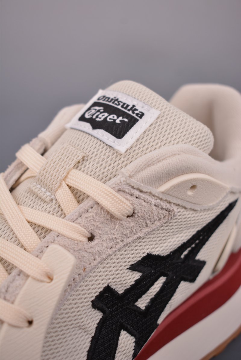 Asics Onitsuka Tiger MOAGE CO Low view
