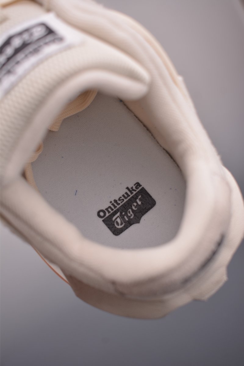 Asics Onitsuka Tiger MOAGE CO Low view