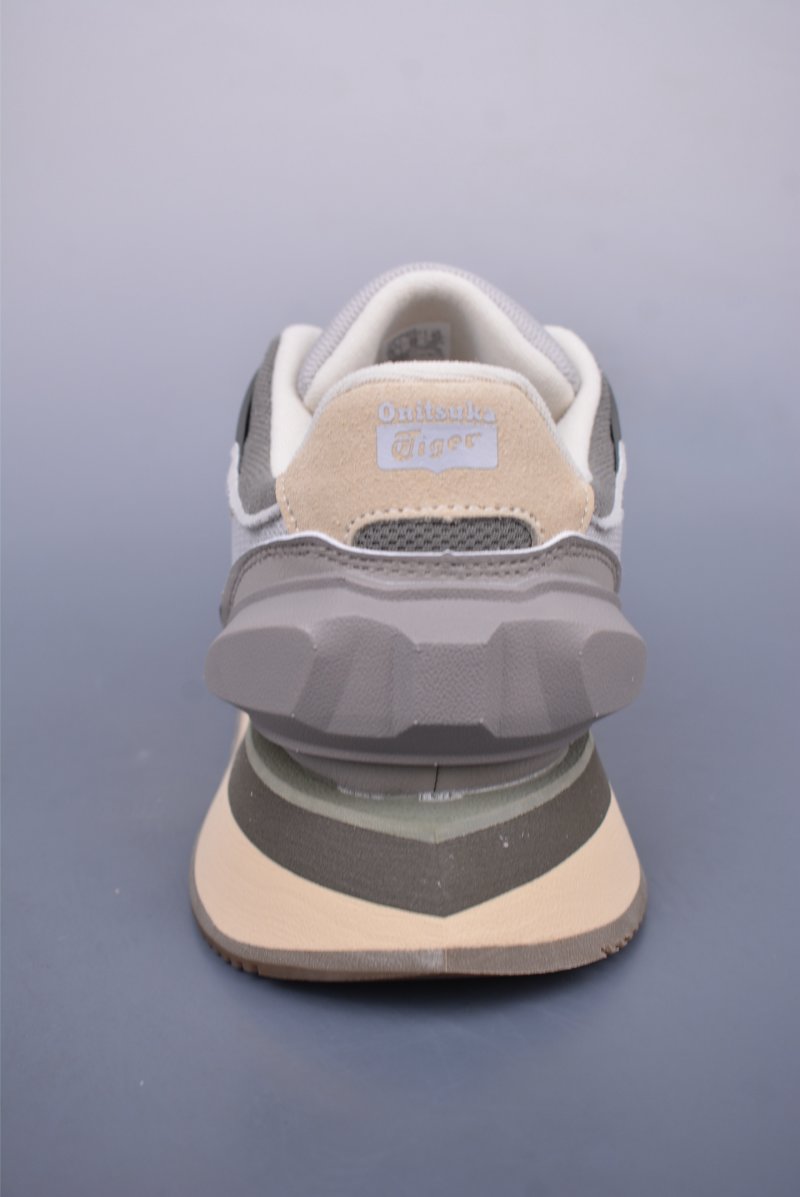 Asics Onitsuka Tiger MOAGE CO Low view