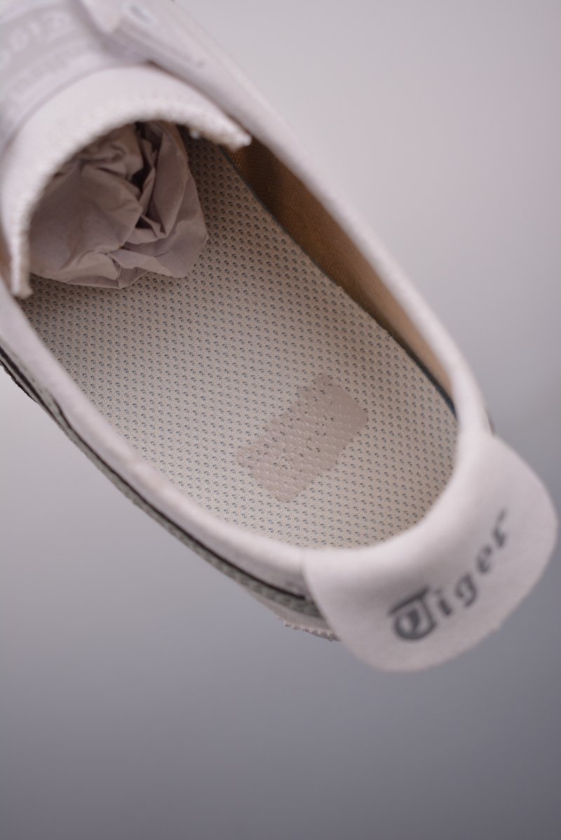 Asics Onitsuka Tiger view