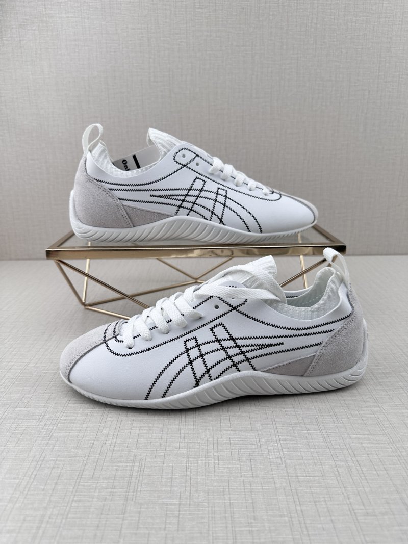 Asics Onitsuka Tiger Sclaw view