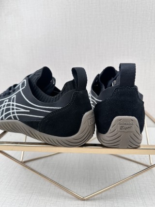 Asics Onitsuka Tiger Sclaw view 5