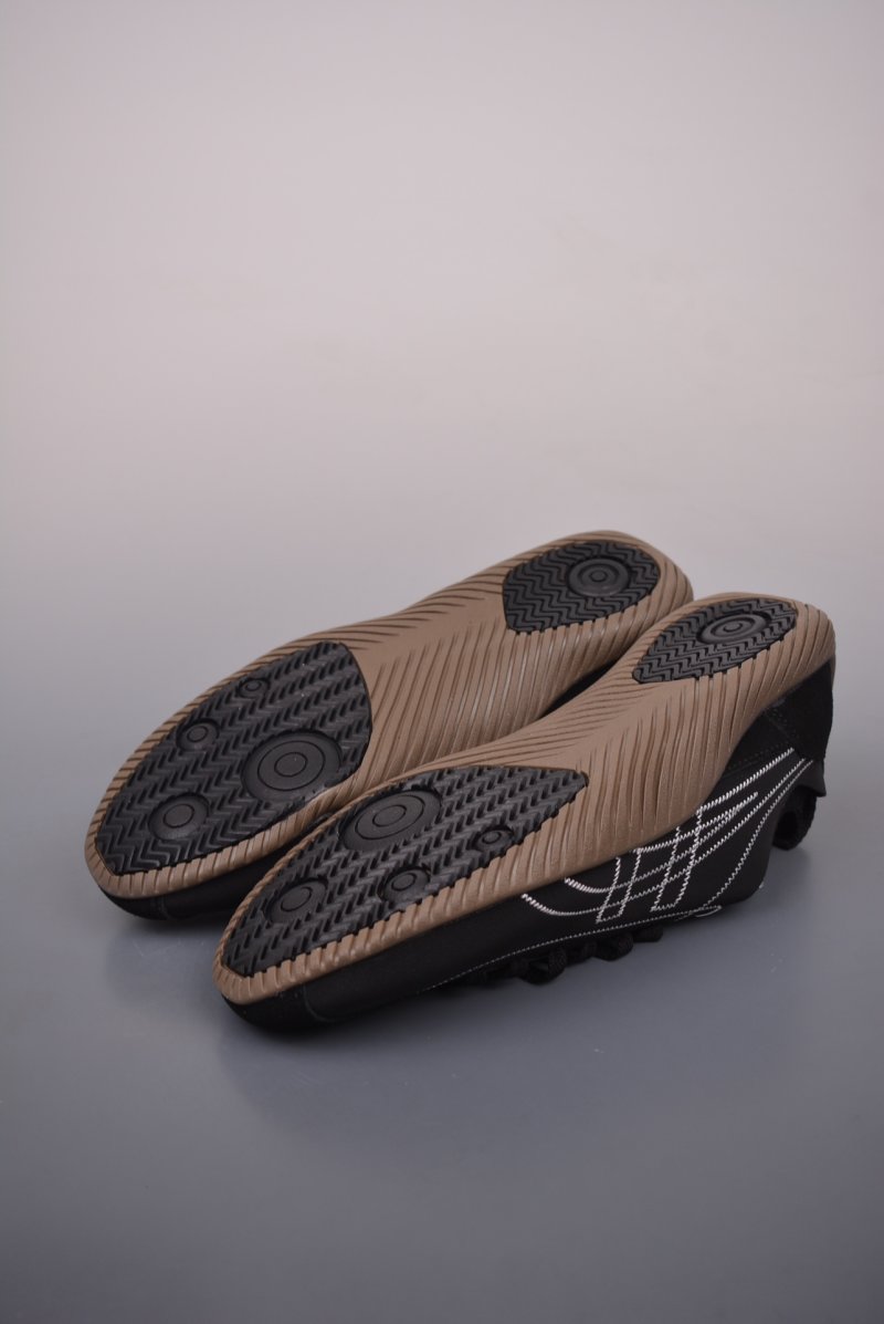 Asics Onitsuka Tiger Sclaw view