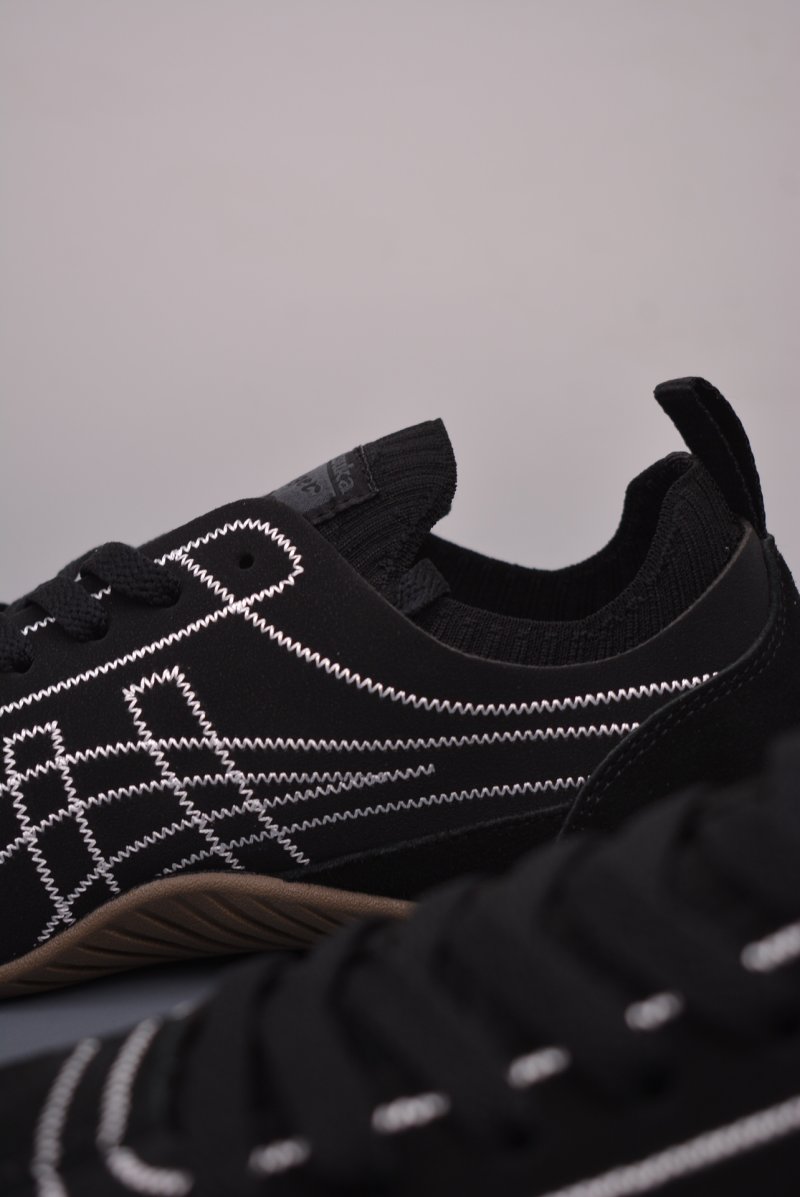 Asics Onitsuka Tiger Sclaw view