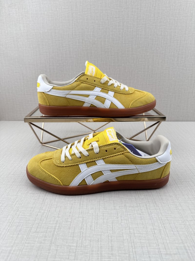 Asics Onitsuka Tiger Tokuten view