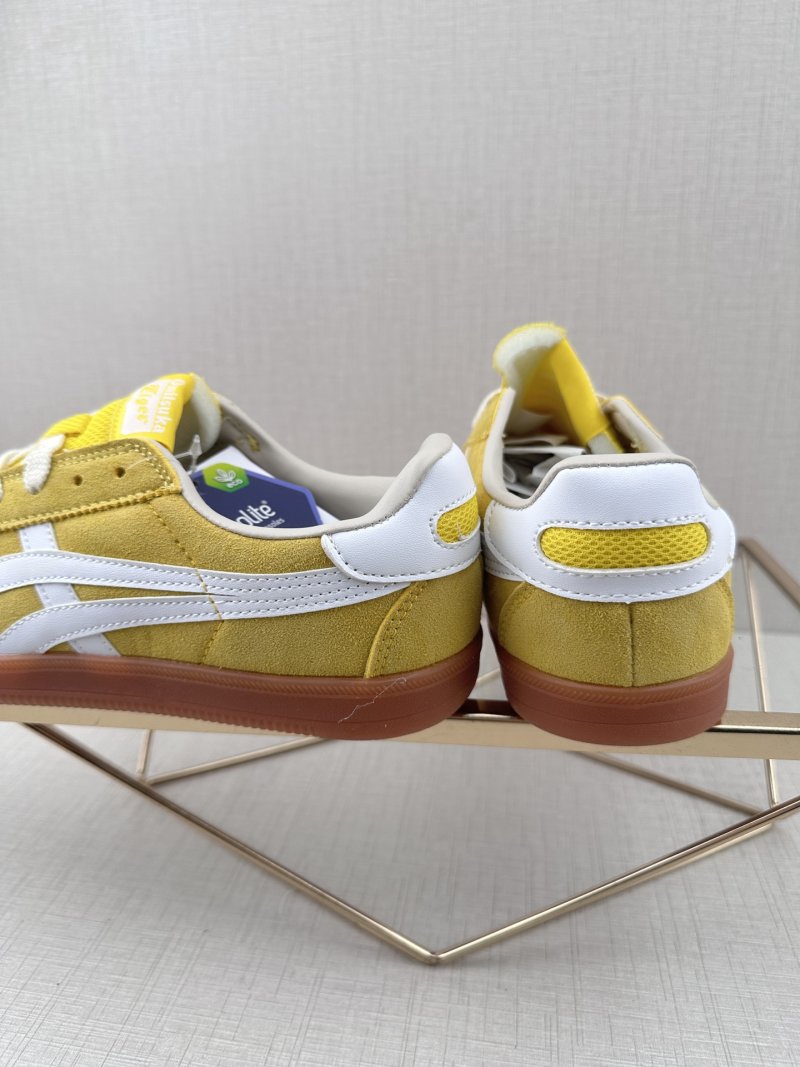 Asics Onitsuka Tiger Tokuten view