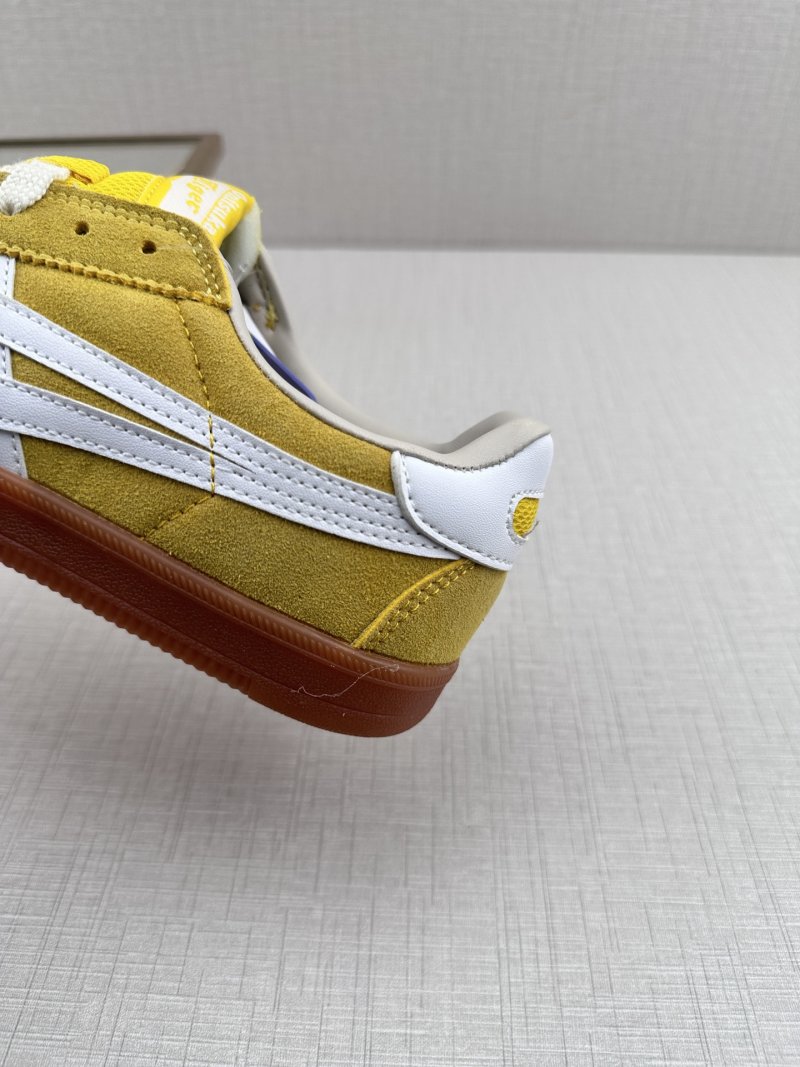 Asics Onitsuka Tiger Tokuten view
