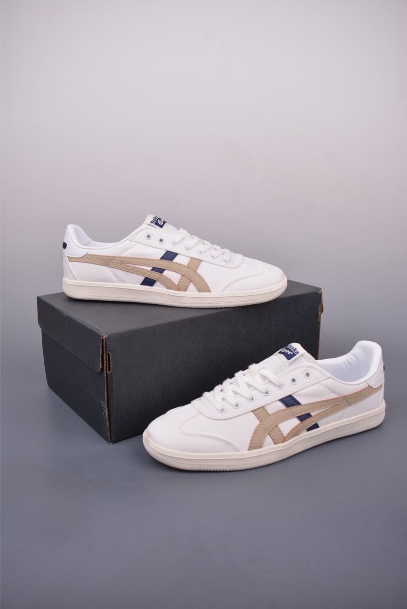 Asics Onitsuka Tiger Tokuten view
