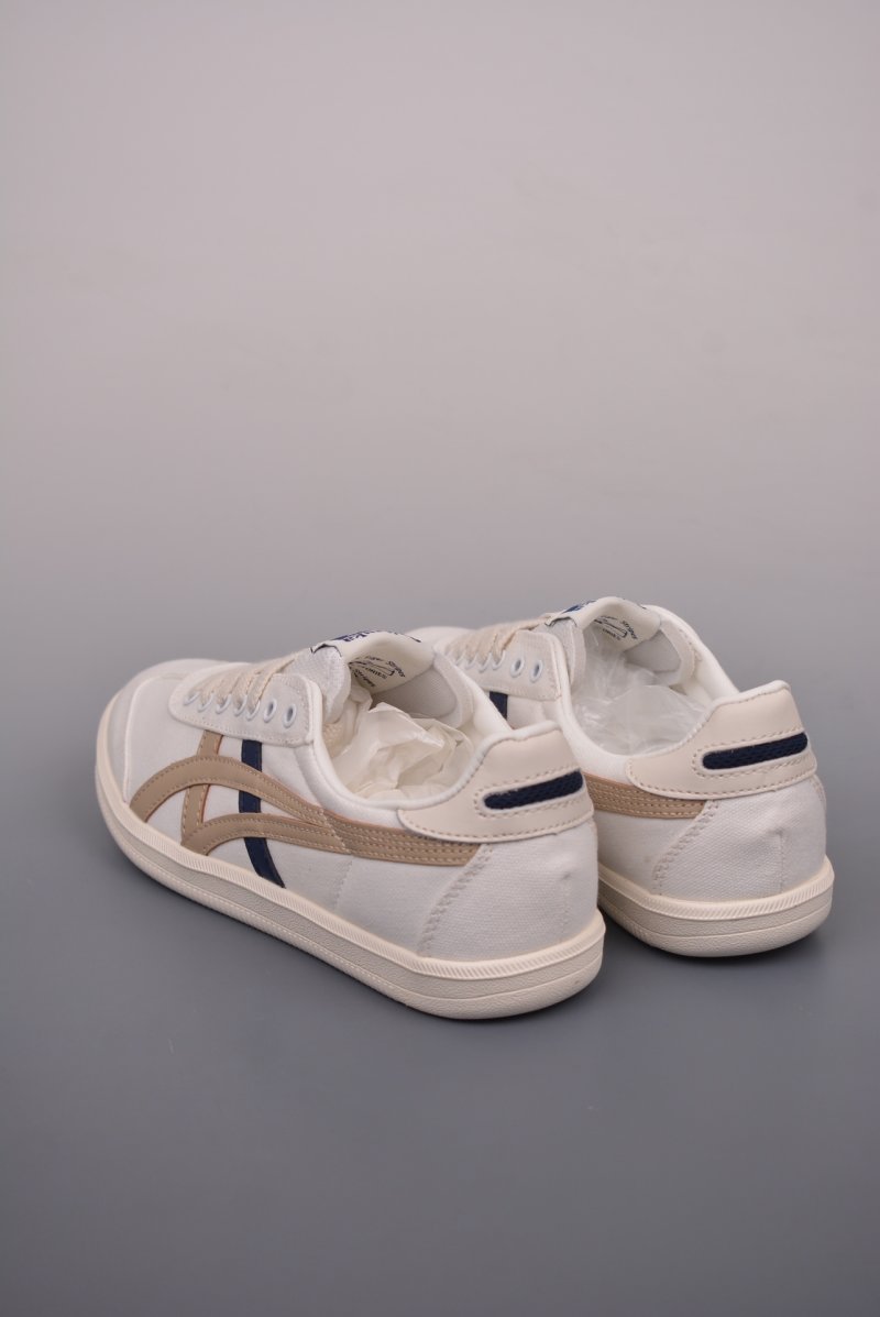 Asics Onitsuka Tiger Tokuten view