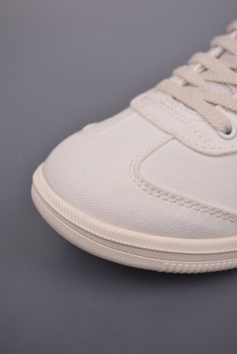 Asics Onitsuka Tiger Tokuten view