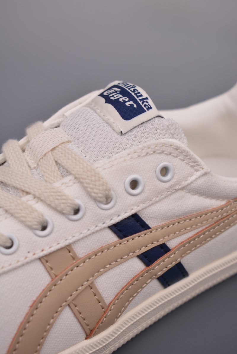 Asics Onitsuka Tiger Tokuten view