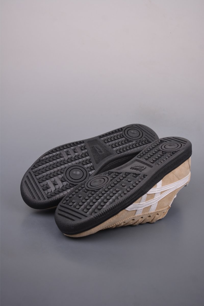 Asics Onitsuka Tiger Tokuten view