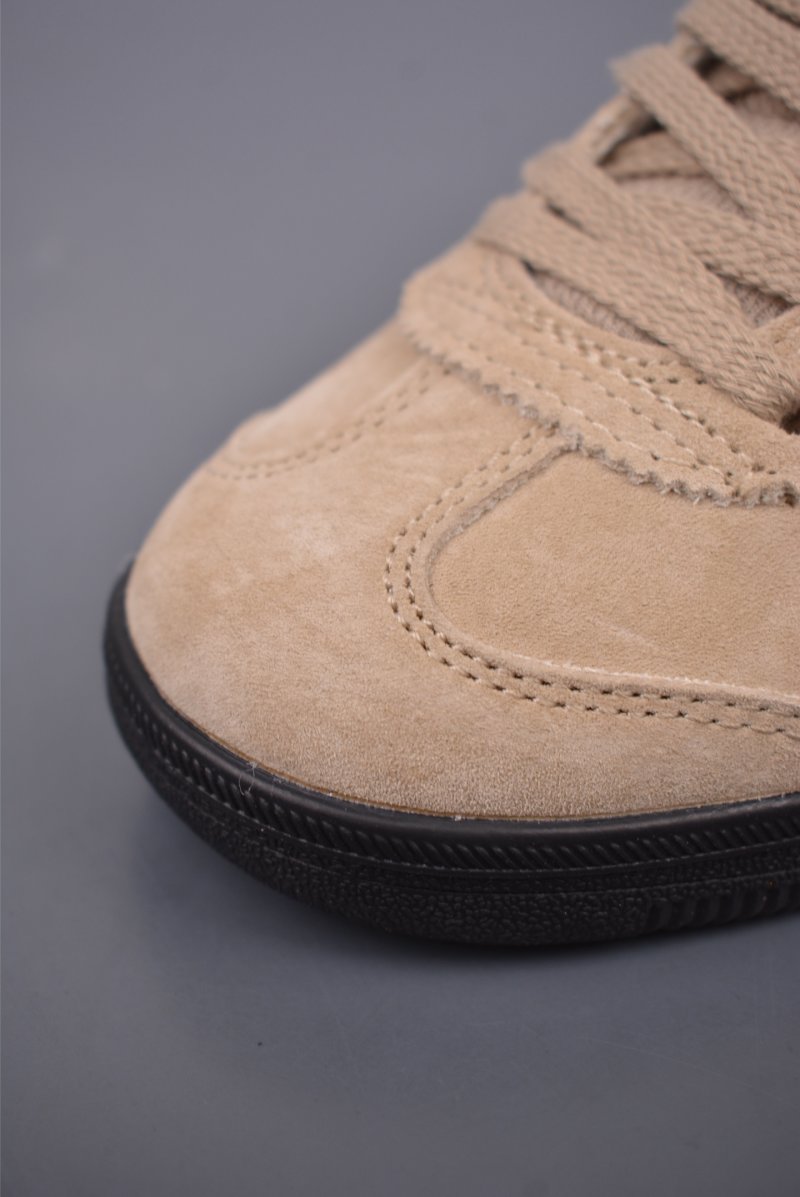 Asics Onitsuka Tiger Tokuten view