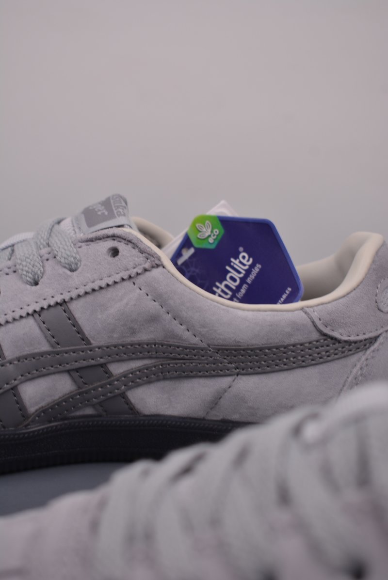 Asics Onitsuka Tiger Tokuten view