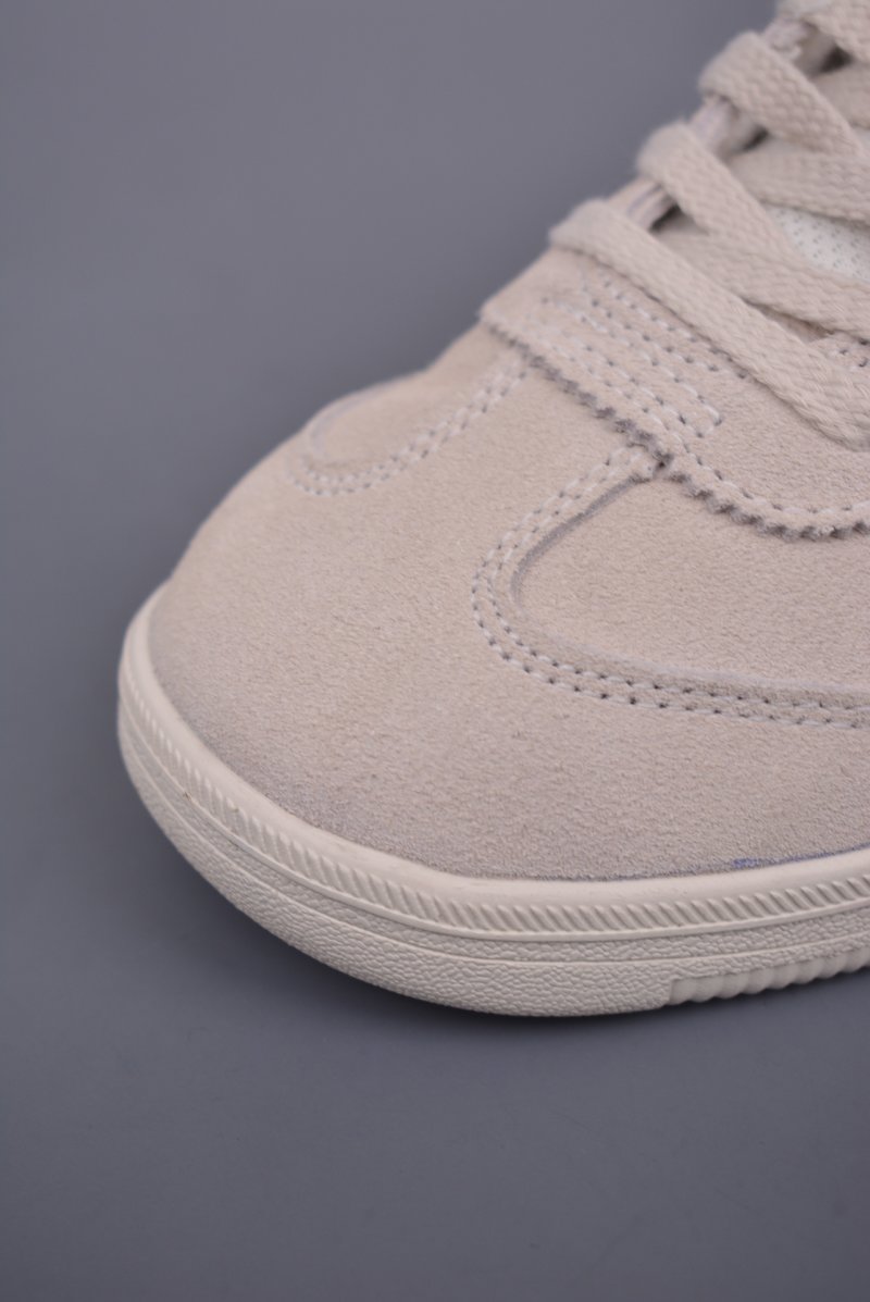 Asics Onitsuka Tiger Tokuten view