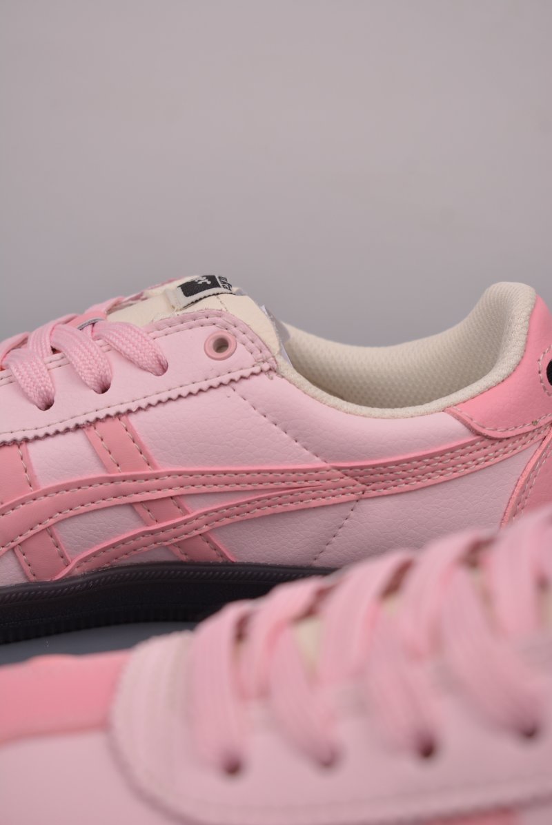 Asics Onitsuka Tiger Tokuten view