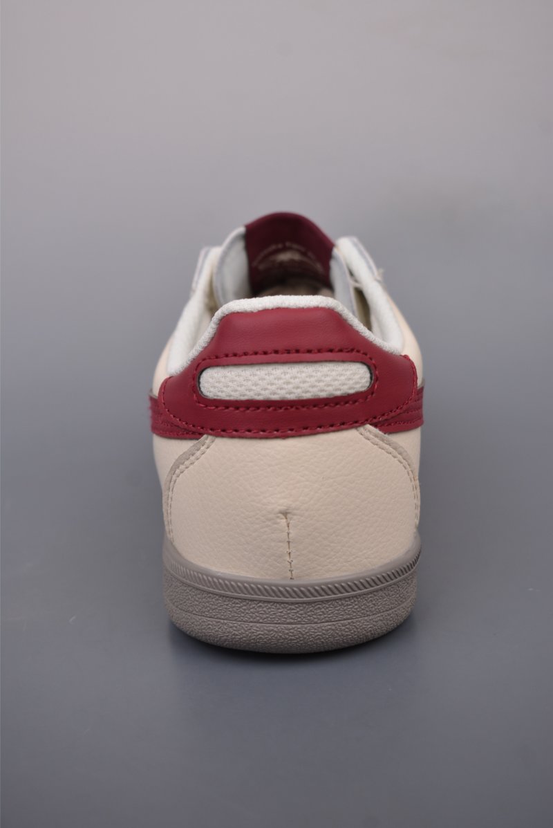 Asics Onitsuka Tiger Tokuten view