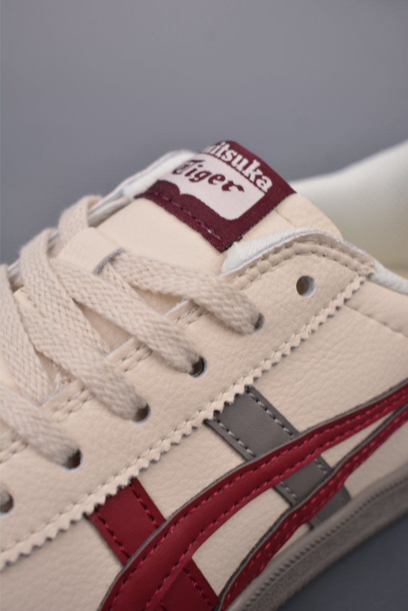 Asics Onitsuka Tiger Tokuten view