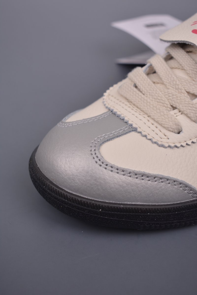 Asics Onitsuka Tiger Tokuten view