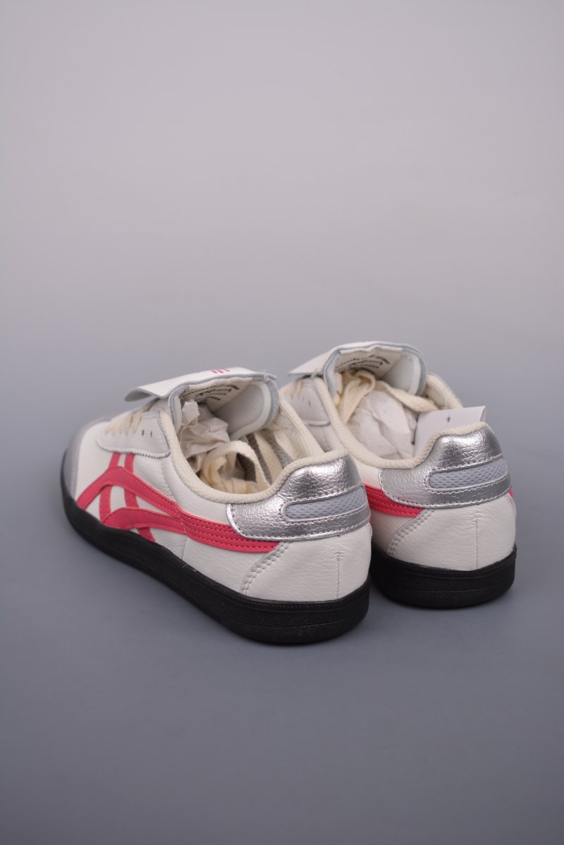 Asics Onitsuka Tiger Tokuten view