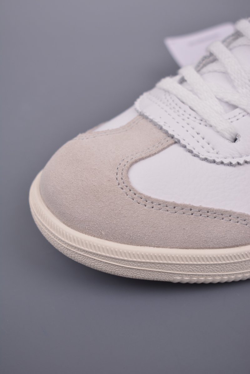 Asics Onitsuka Tiger Tokuten view