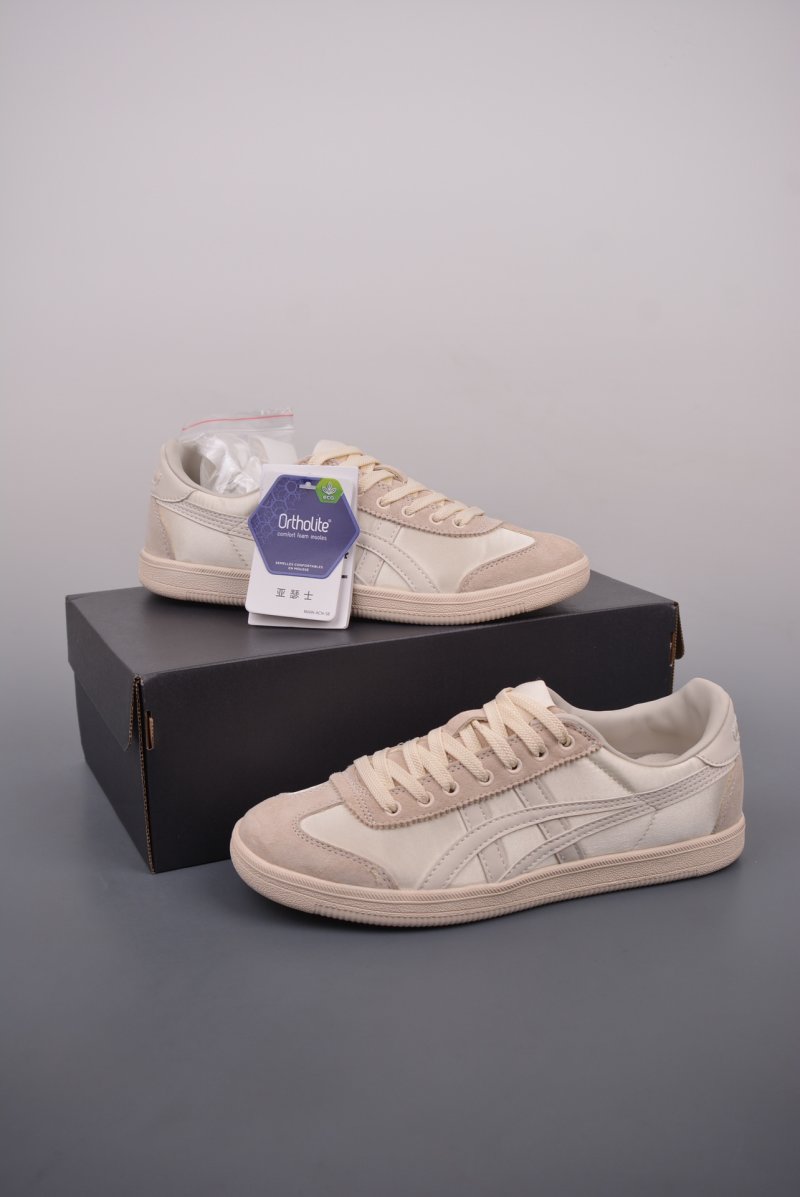 Asics Onitsuka Tiger Tokuten view