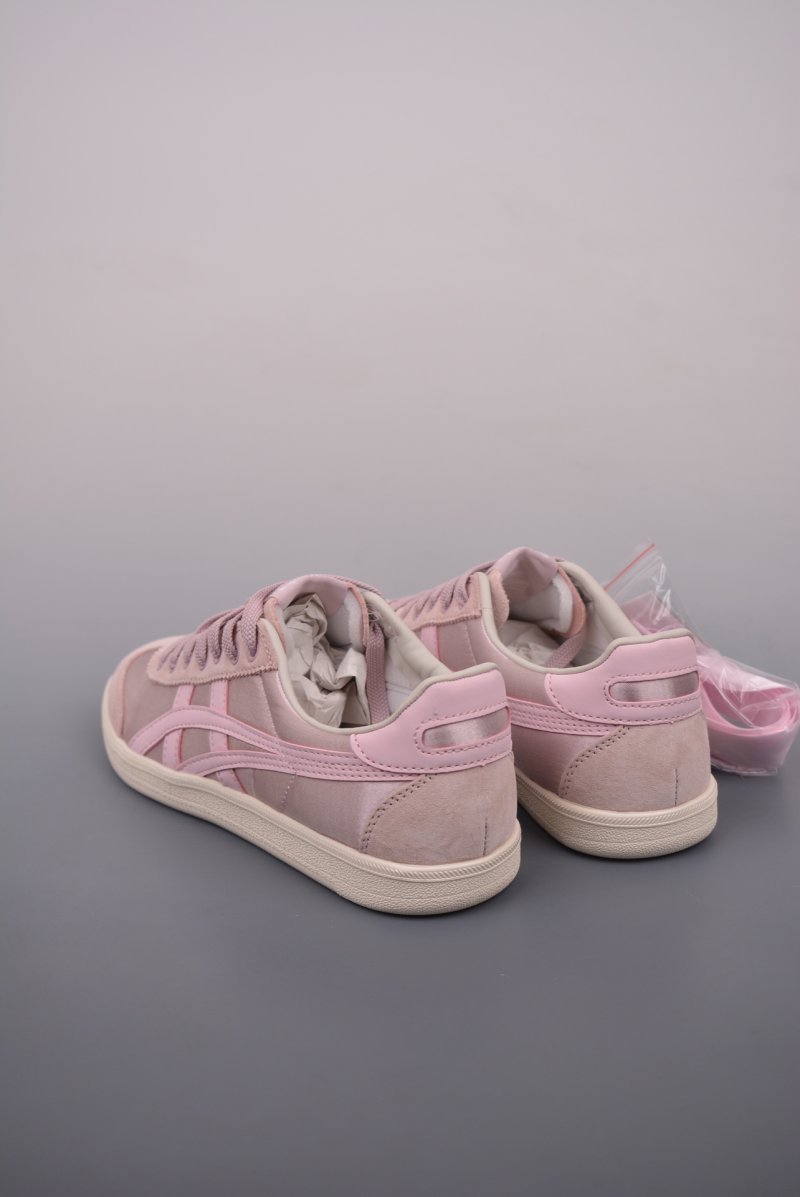 Asics Onitsuka Tiger Tokuten view