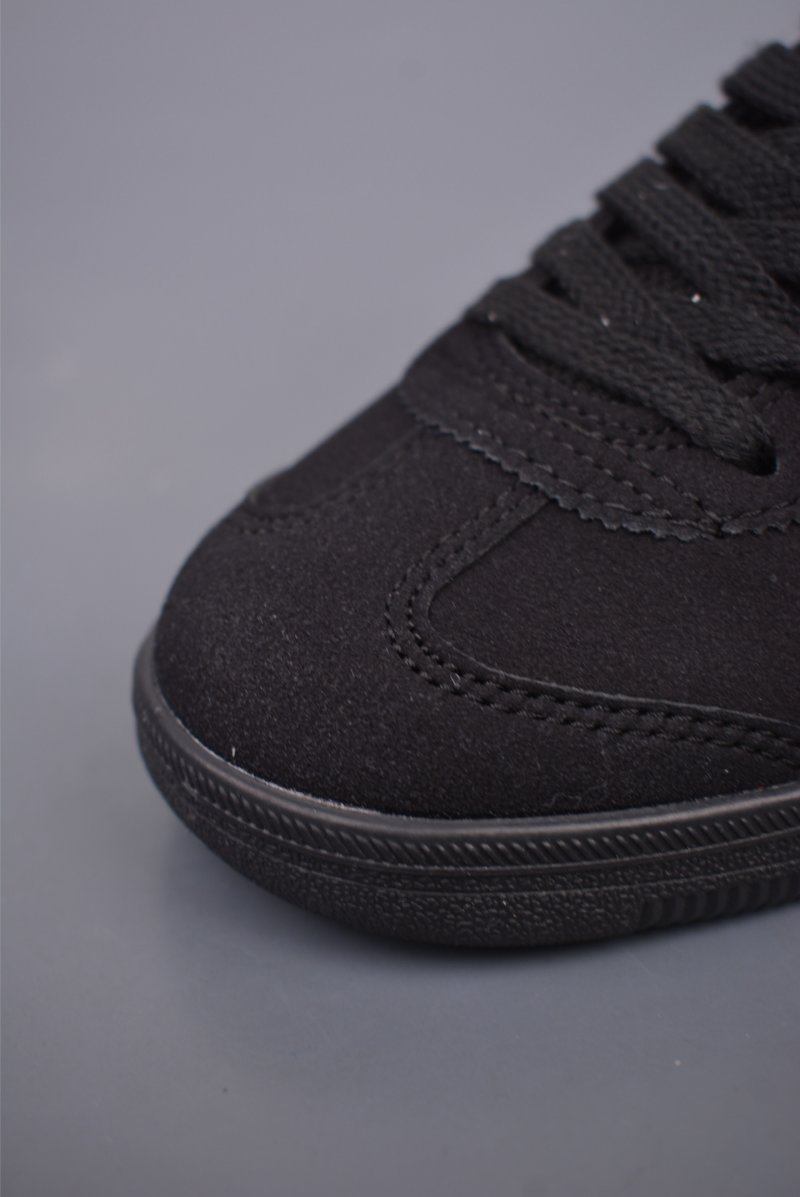 Asics Onitsuka Tiger Tokuten view