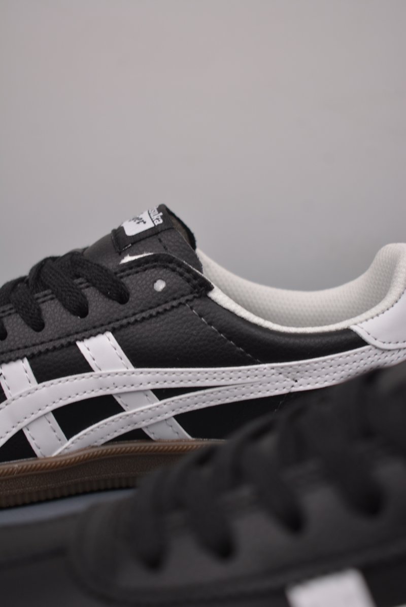 Asics Onitsuka Tiger Tokuten view