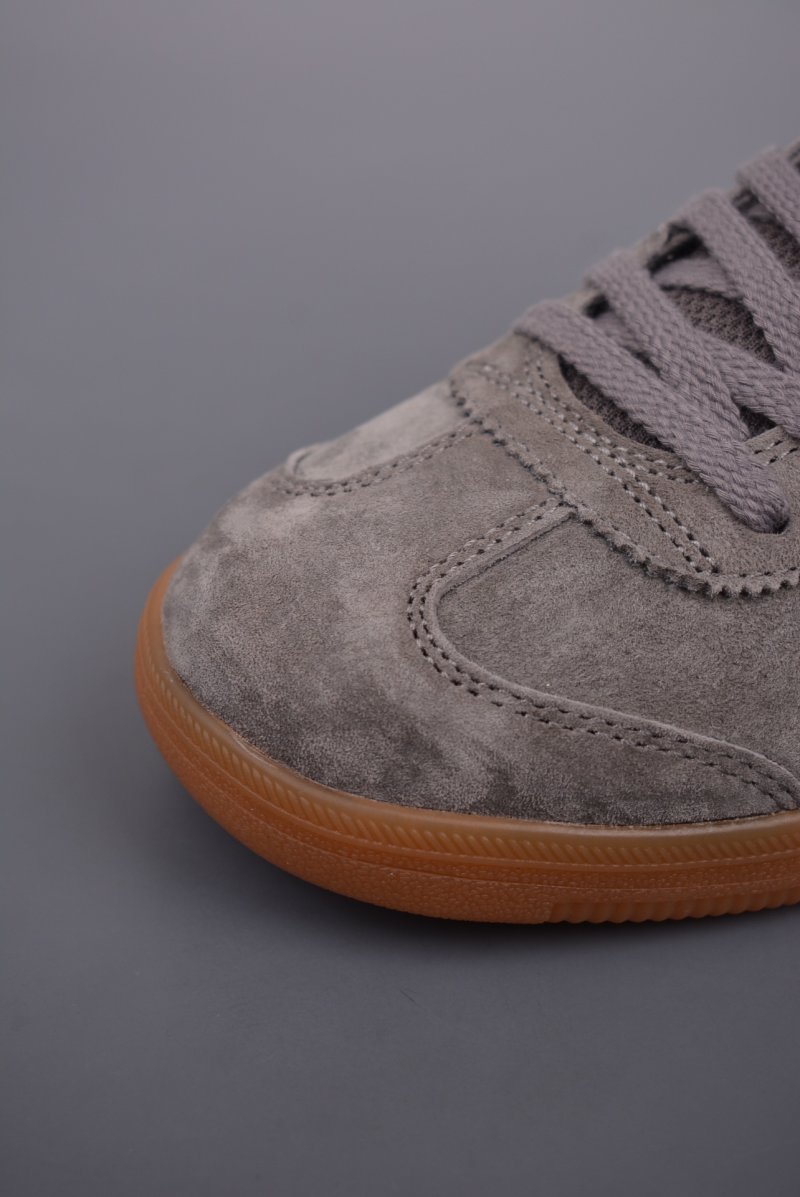 Asics Onitsuka Tiger Tokuten view
