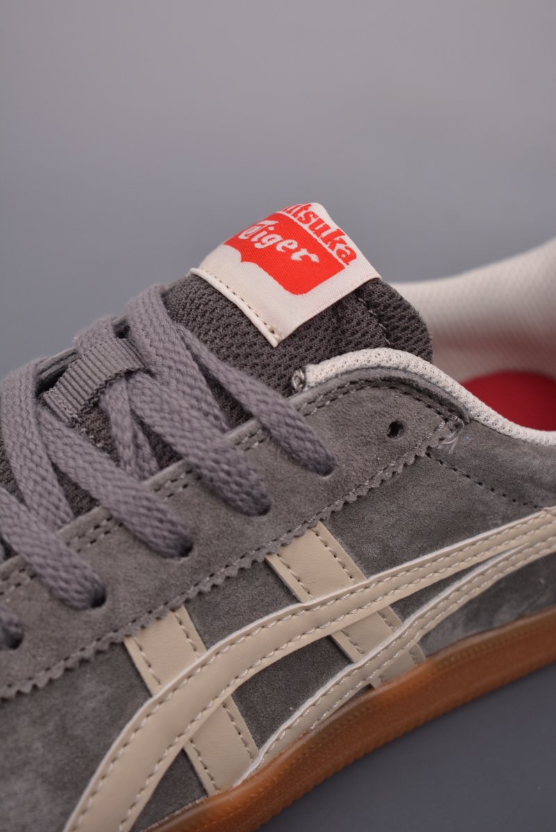 Asics Onitsuka Tiger Tokuten view