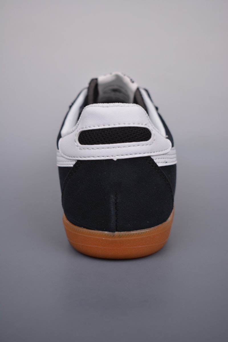 Asics Onitsuka Tiger Tokuten view