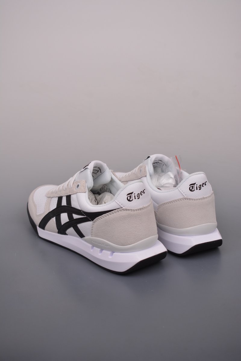 Asics Onitsuka Tiger Ultimate 81 EX view