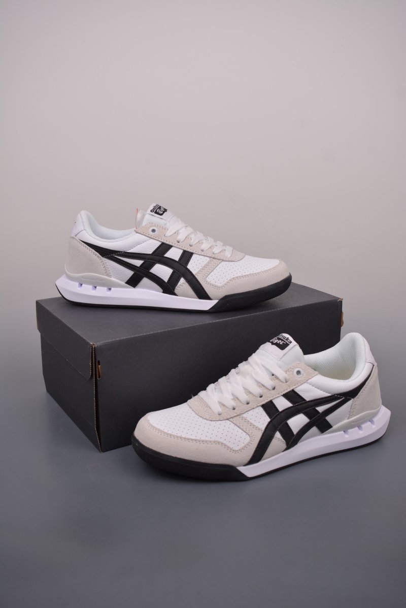 Asics Onitsuka Tiger Ultimate 81 EX view