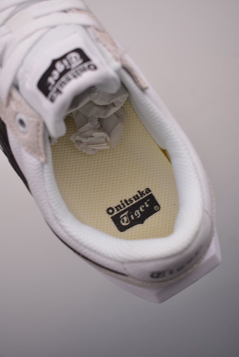 Asics Onitsuka Tiger Ultimate 81 EX view